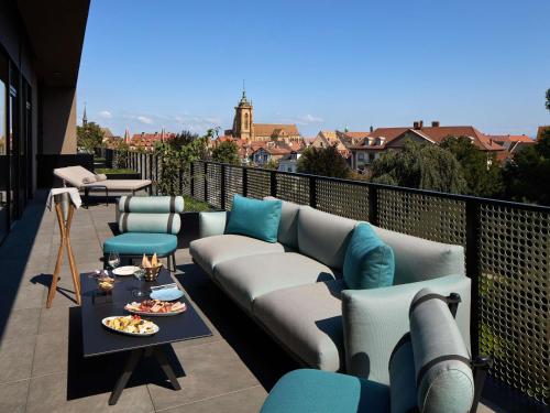 Three Bedroom Penthouse Apartment with Terrace and Panoramic View