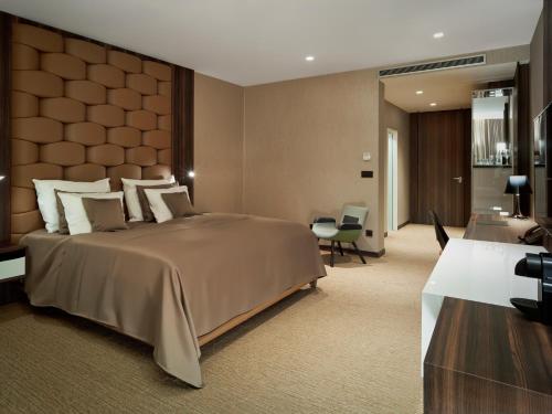 Standard Room - Disability Access