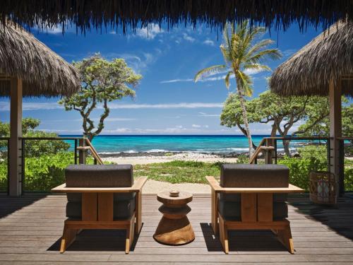 Beach Front Two Bedroom Kauhale