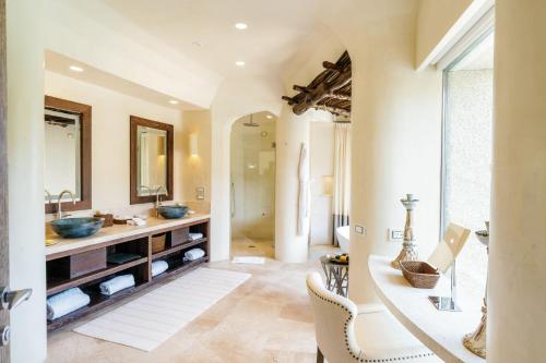 Suite with Private Pool