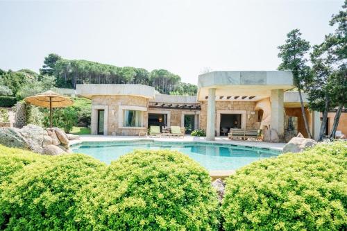 Deluxe Villa