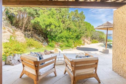 Villa - Beach Front