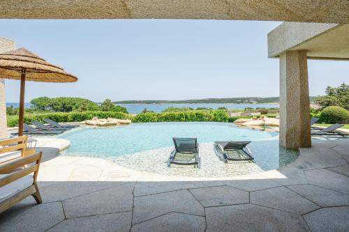 Villa With Private Pool