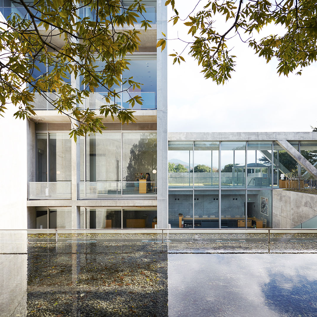 SETOUCHI RETREAT by Onko Chishin