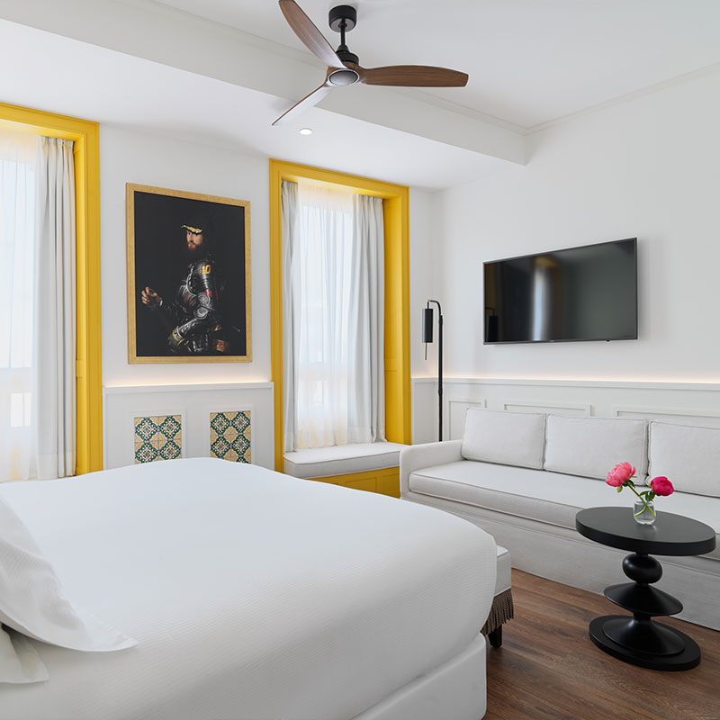 TRIPLE SEVILLA ROOM