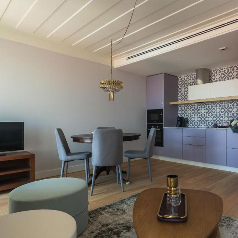 Superior One Bedroom Apartment 