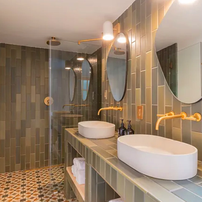 Double Queen Suite Colden
