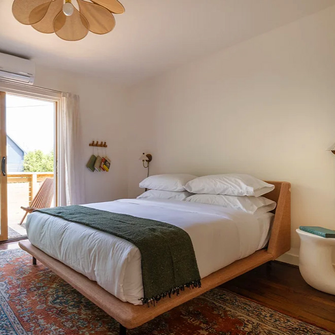 Queen Suite Colden