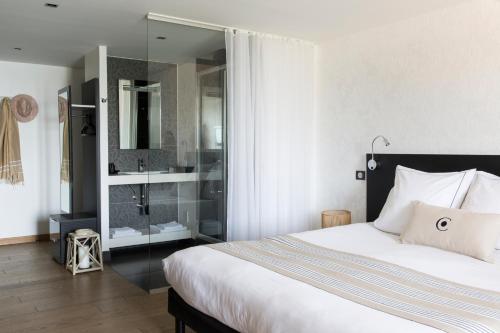 Deluxe Double Room with Sea View