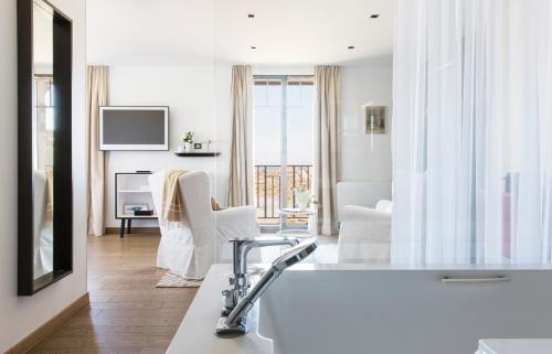 Suite with Sea View