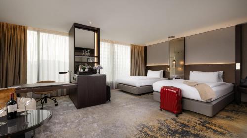 Premium Double Room with Two Double Beds