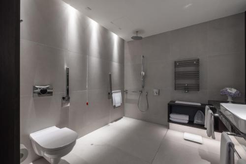 Classic King Room - Accessible