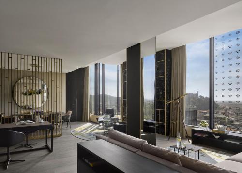 One-Bedroom Suite with City View
