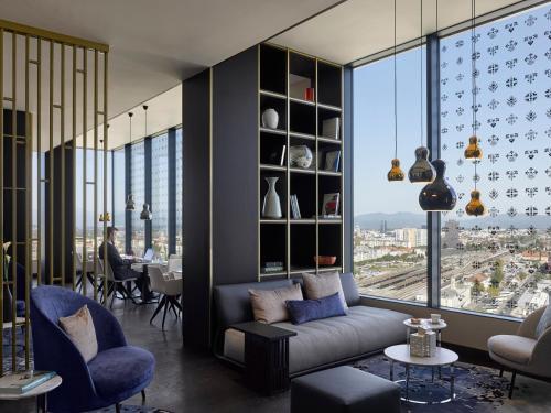 One-Bedroom Suite with City View