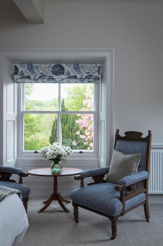 Superior King Room with Garden View