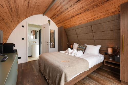 Cosy Hides - Fairy Glen