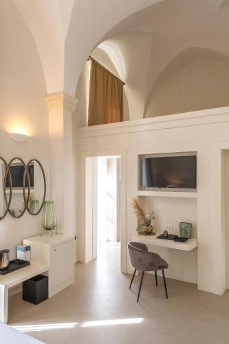 King Room with Balcony