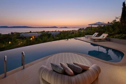 Bay View Pool Villa 