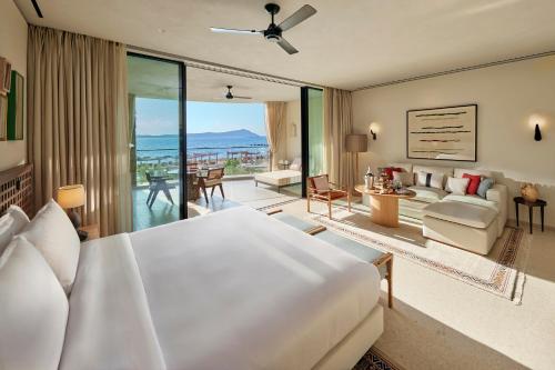 Beach Club Junior Suite King or Twin   