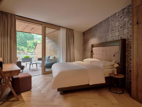 Suite with Spa Bath