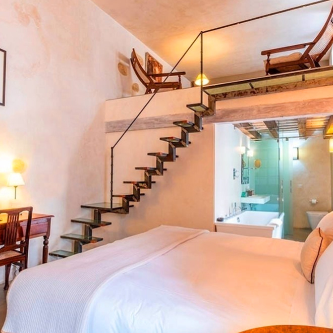 Suite with Living Room