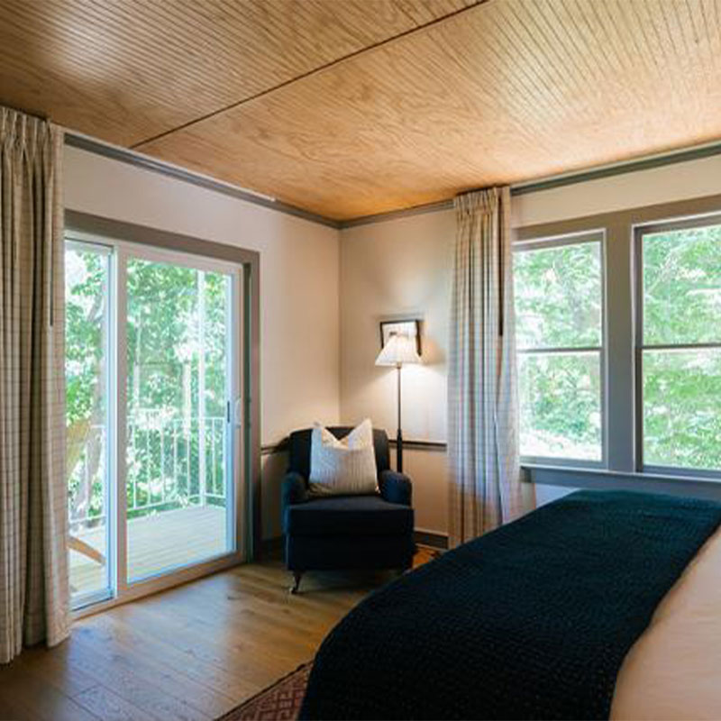 Windham Mountain View Balcony King - ADA