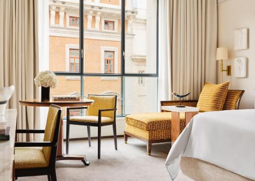 Deluxe Room, King