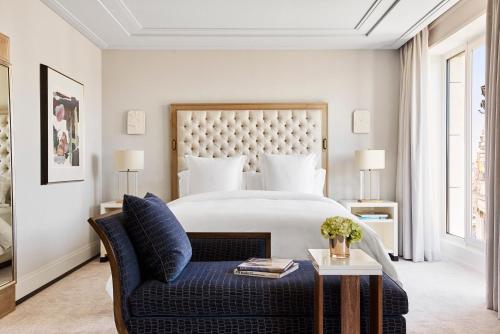 Grand Premier Room King with Terrace
