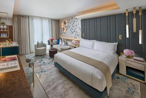 Deluxe Room - King or Twin