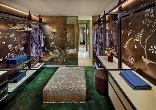 Hanover Suite King