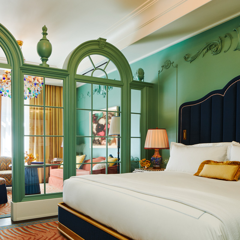 The Mansion Suite