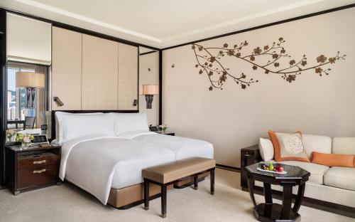 Grand Deluxe Twin Room