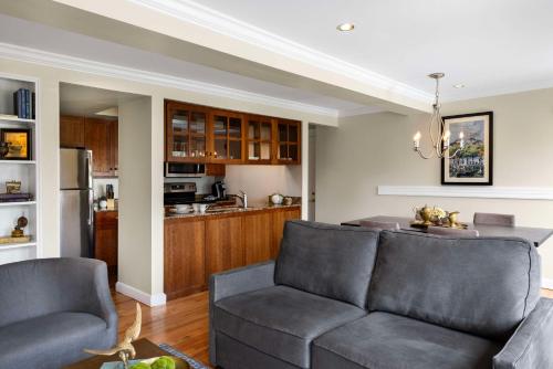 Orvis Inn Deluxe Queen Suite