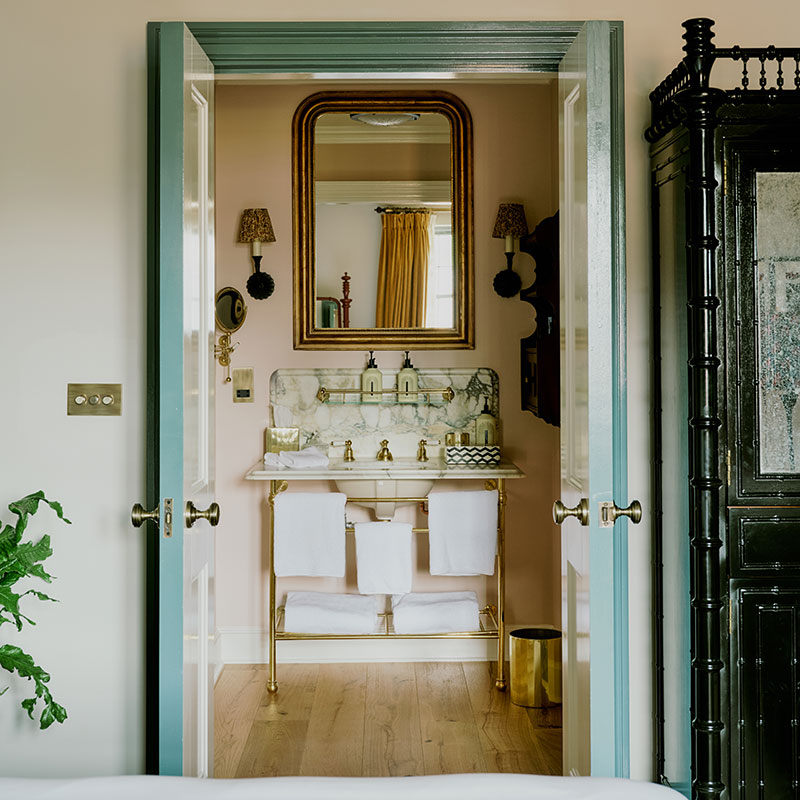 Large Walled Garden Room