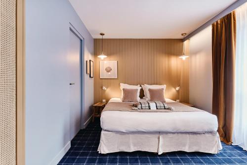 Junior Suite with Garden View