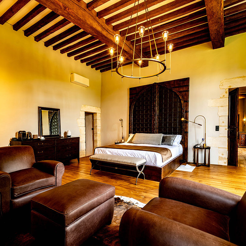 Renoir Executive Suite
