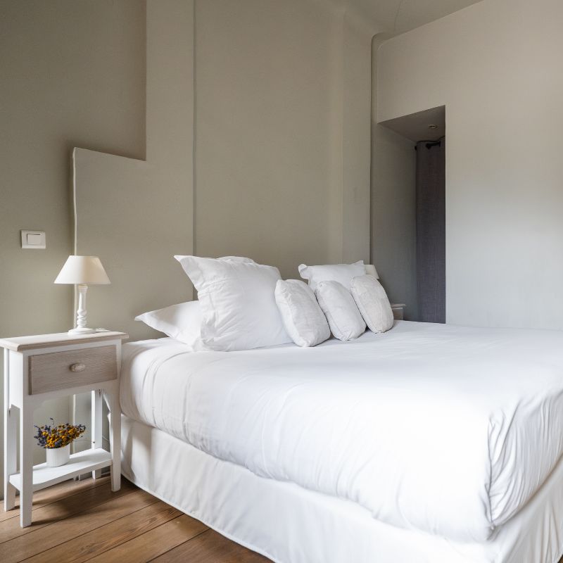 APPARTEMENT INTEMPOREL