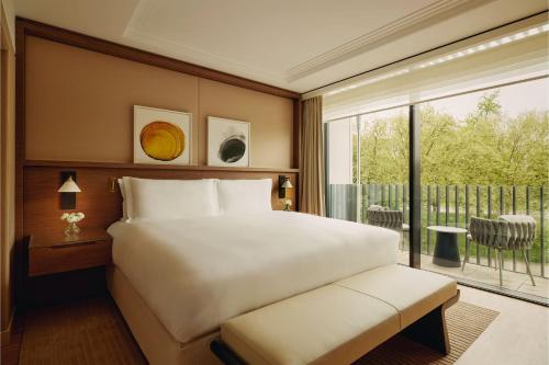Balcony Park Suite