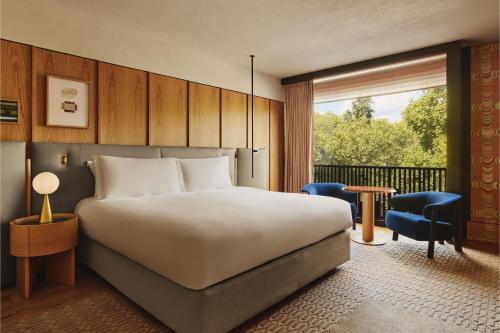 Corner Park Suite