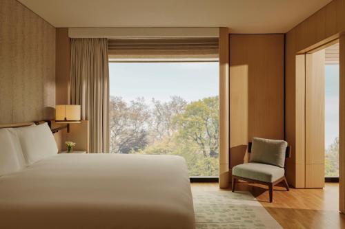 Corner Park Suite
