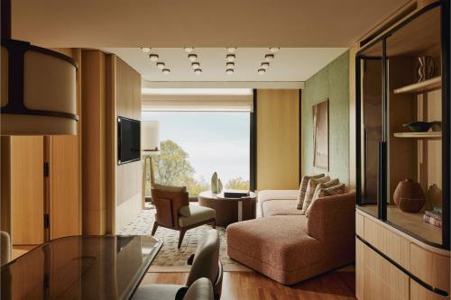Hyde Park Balcony Suite