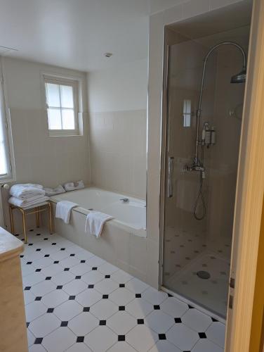 Deluxe Family Suite