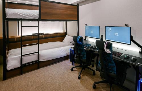 Gaming Cave with Shower