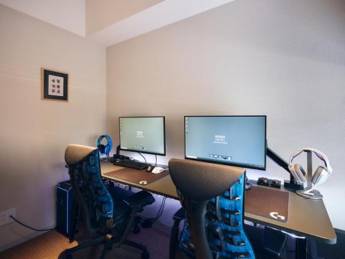 Gaming Cave with Shower