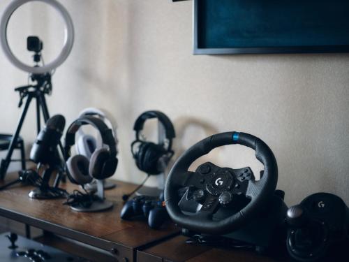 Gaming Cave with Shower