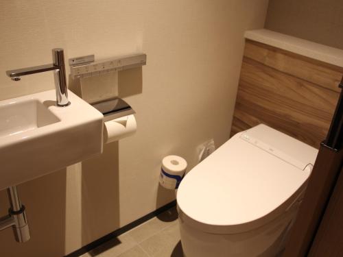 Deluxe Corner Twin Room