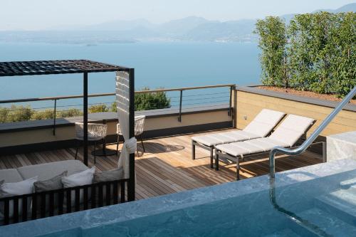 Suite with Private Pool