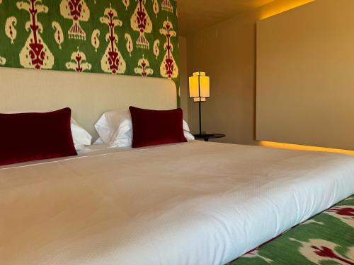 Deluxe Suite with Sea View