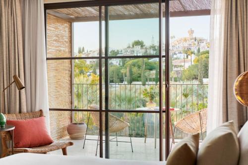 King Room with Terrace and Garden View