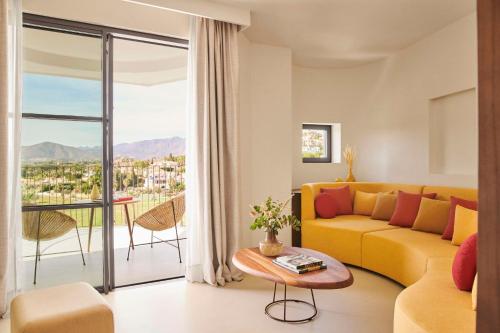 Signature Suite with Golf View